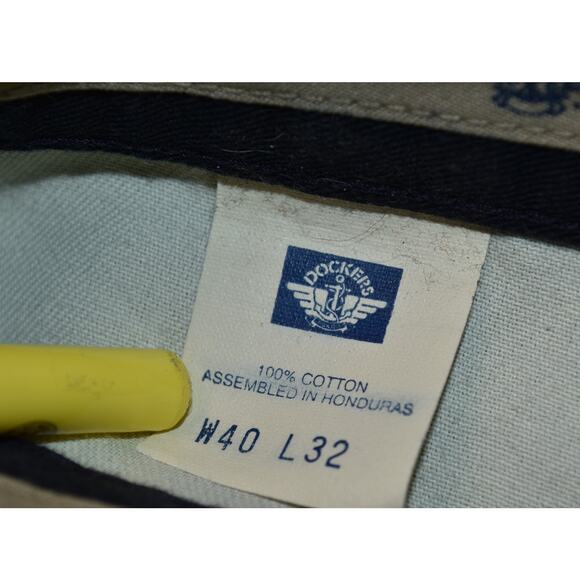 Dockers No Wrinkle Twill Men's 40x32 Pleated Khaki Pants Black - Picture 6 of 10